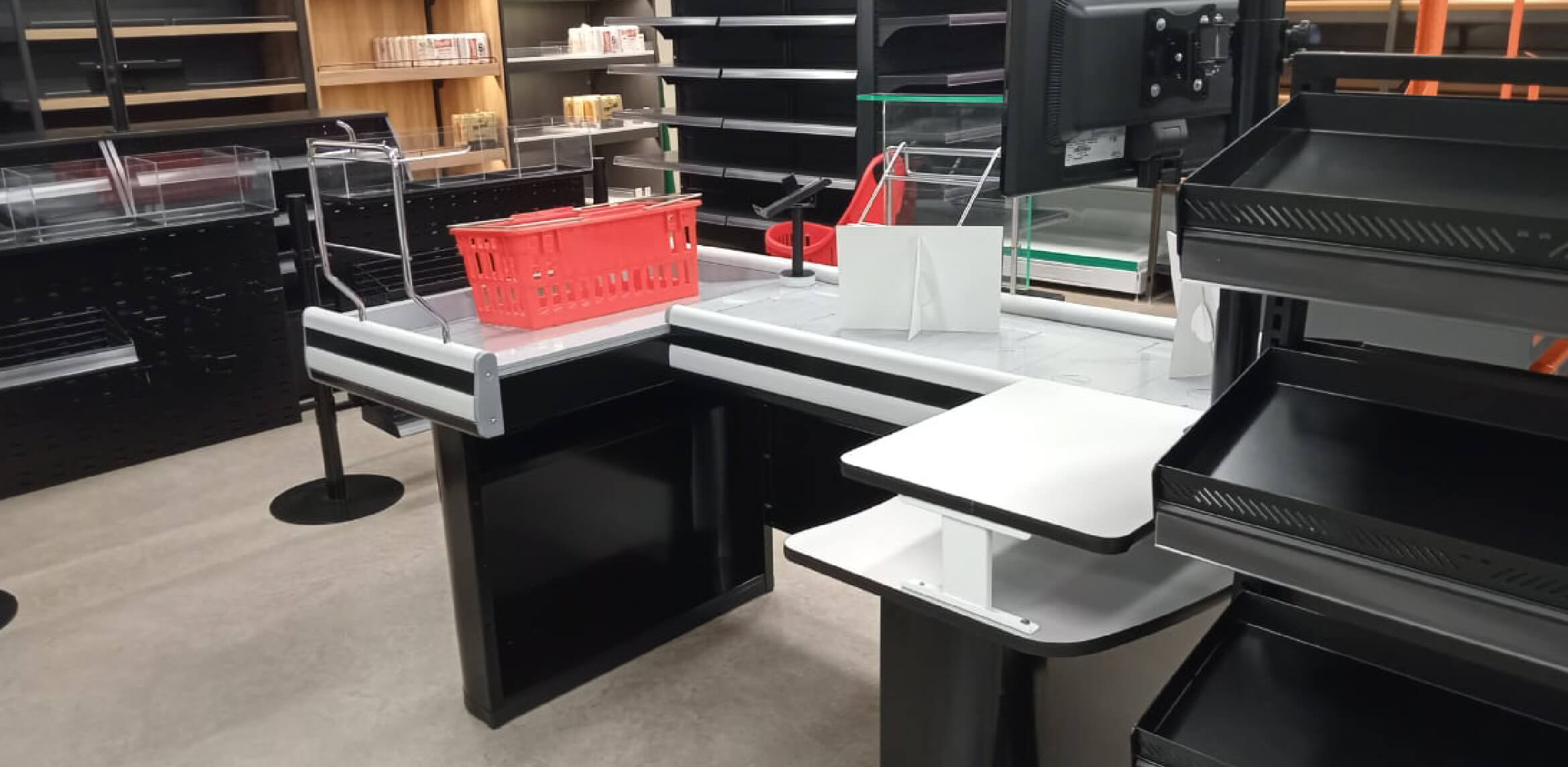 soluciones de almacenamiento para pymes, checkouts compactos y eficientes